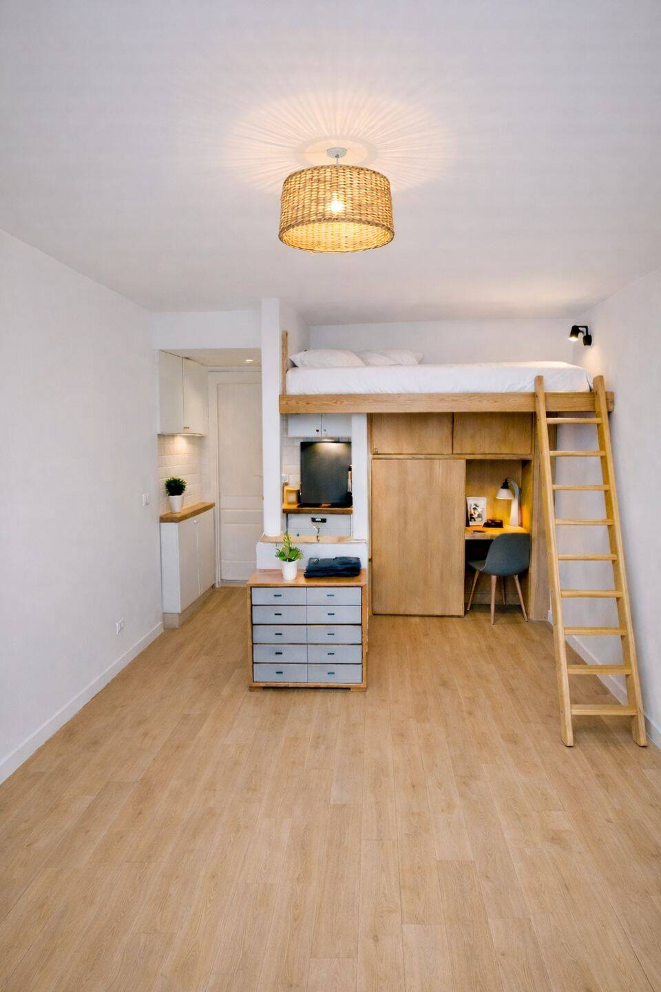 Studio à rénover à Paris 11e